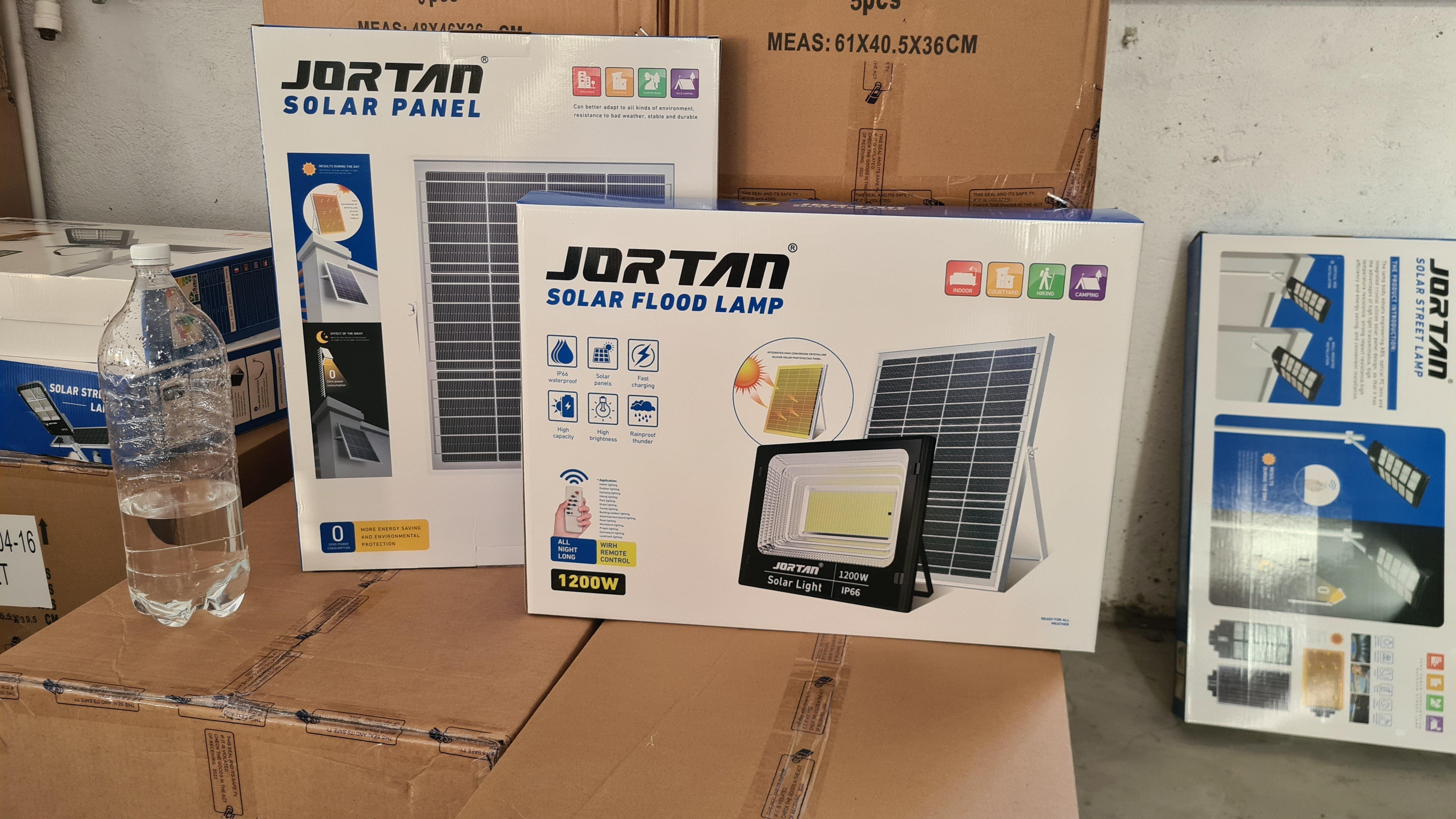 Proiector Solar Jortan 1200W, Lampa Incarcare Solara +Panou Solar